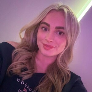 Jjulietterose webcam profile - British